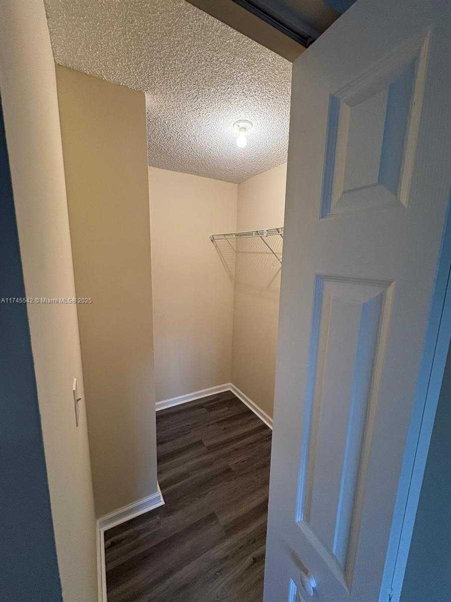 Small Image of 129 SAN REMO BLVD, North Lauderdale Number 30