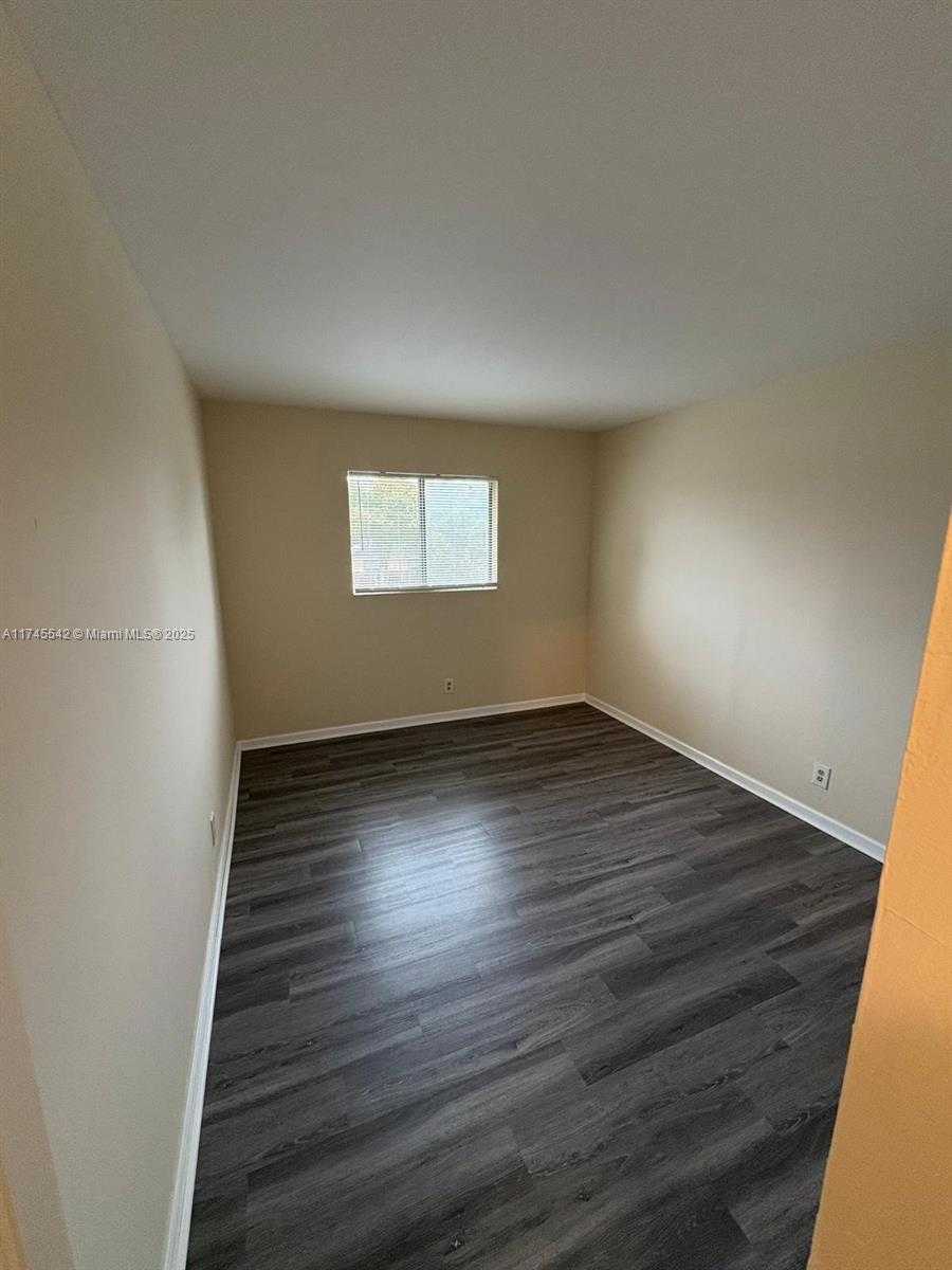 Small Image of 129 SAN REMO BLVD, North Lauderdale Number 32