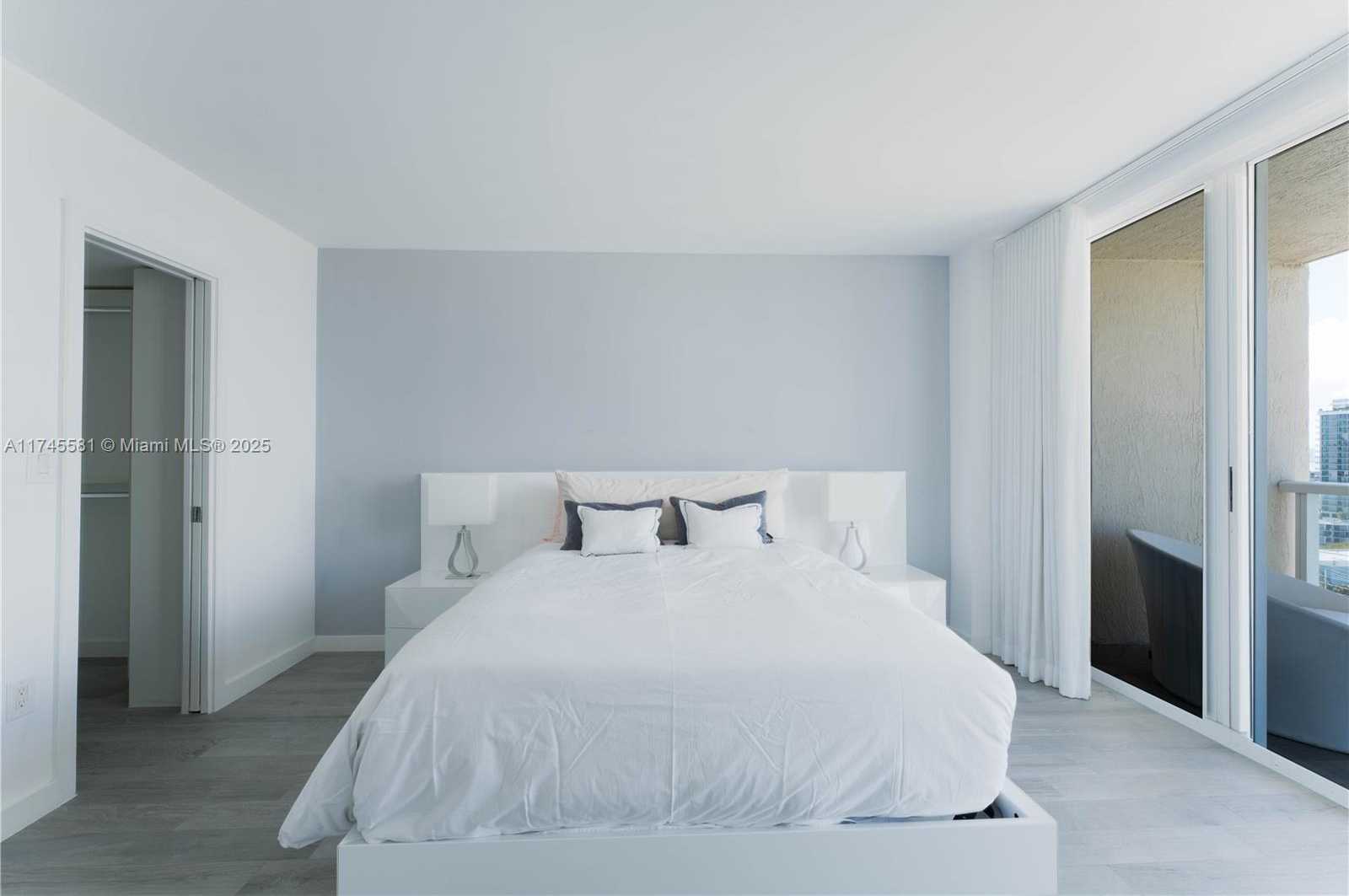 Small Image of 7330 OCEAN TER #19-D, Miami Beach Number 11