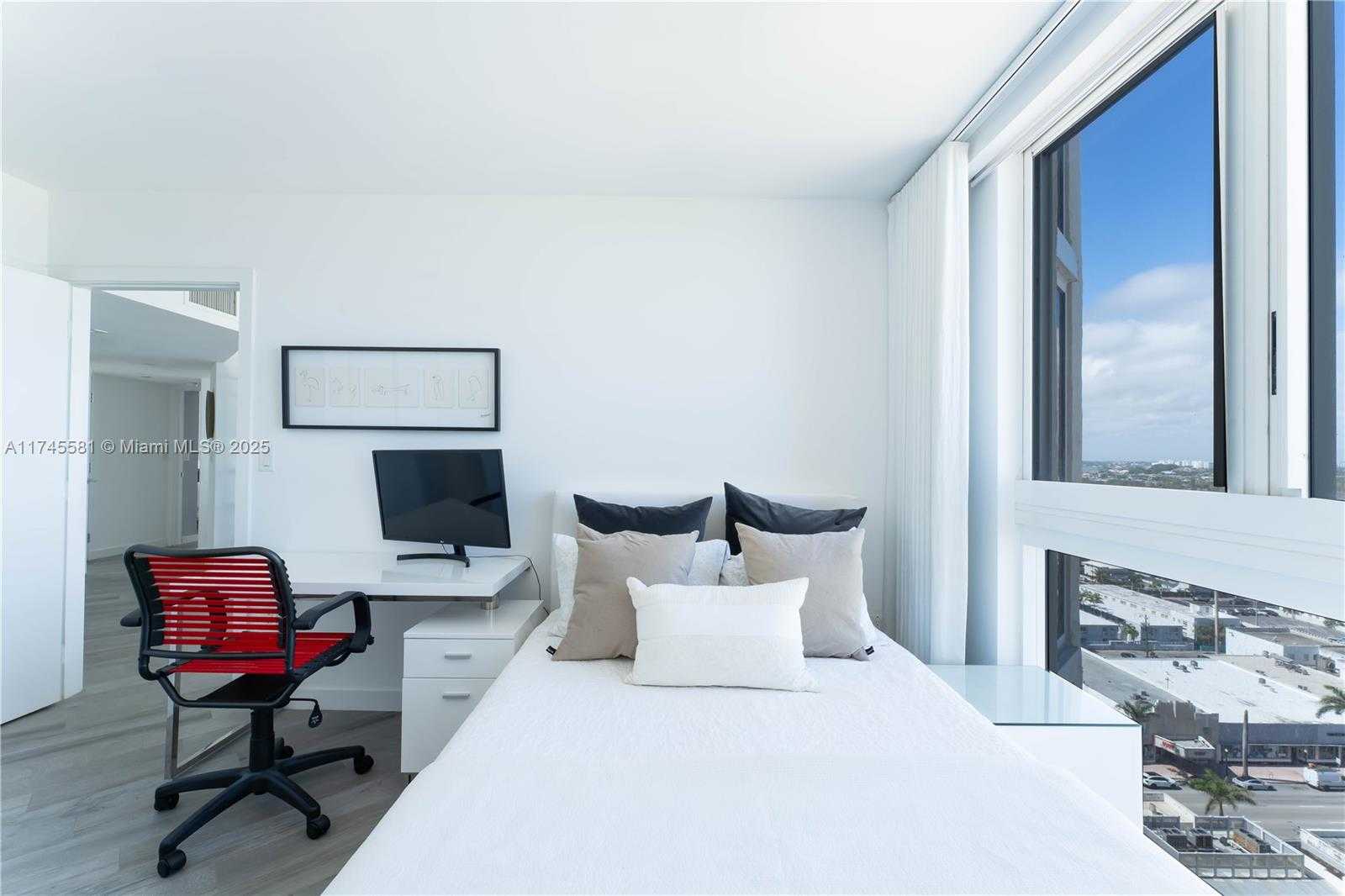 Small Image of 7330 OCEAN TER #19-D, Miami Beach Number 16