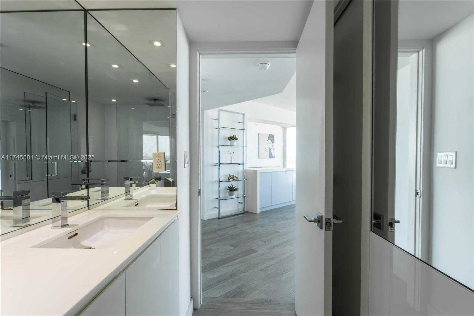 Small Image of 7330 OCEAN TER #19-D, Miami Beach Number 19