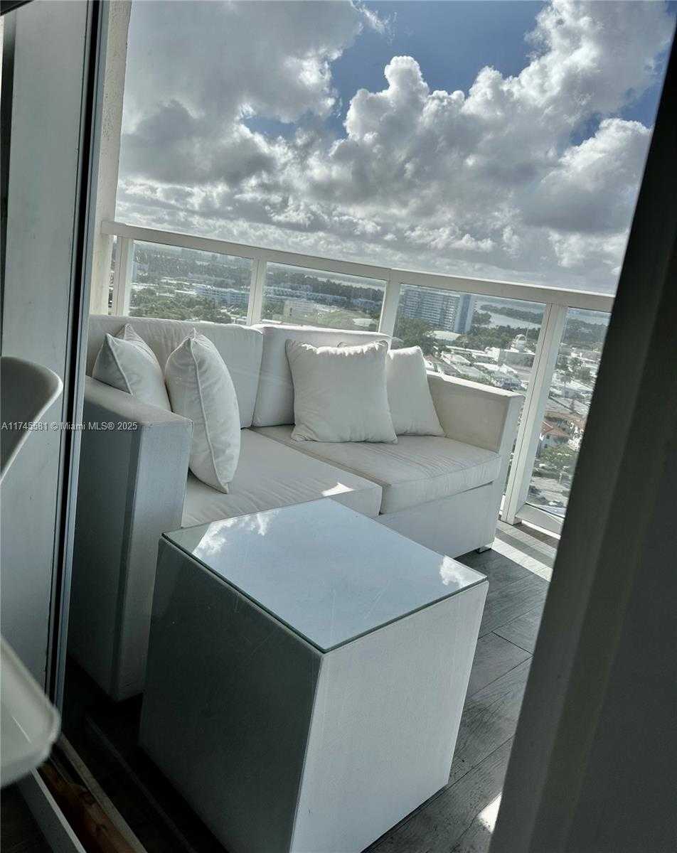 Small Image of 7330 OCEAN TER #19-D, Miami Beach Number 7