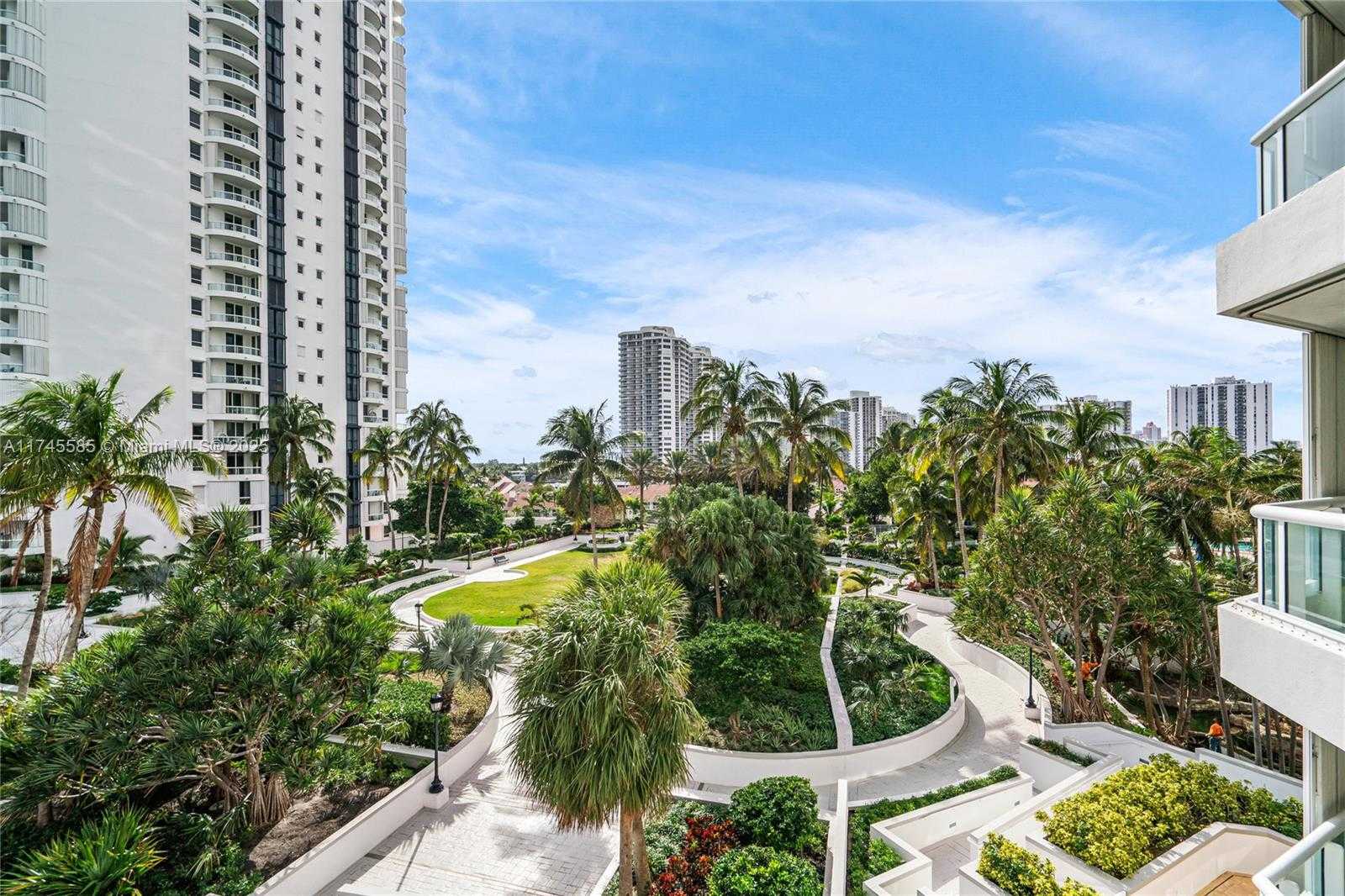 Small Image of 21055 YACHT CLUB DR #702, Aventura Number 33