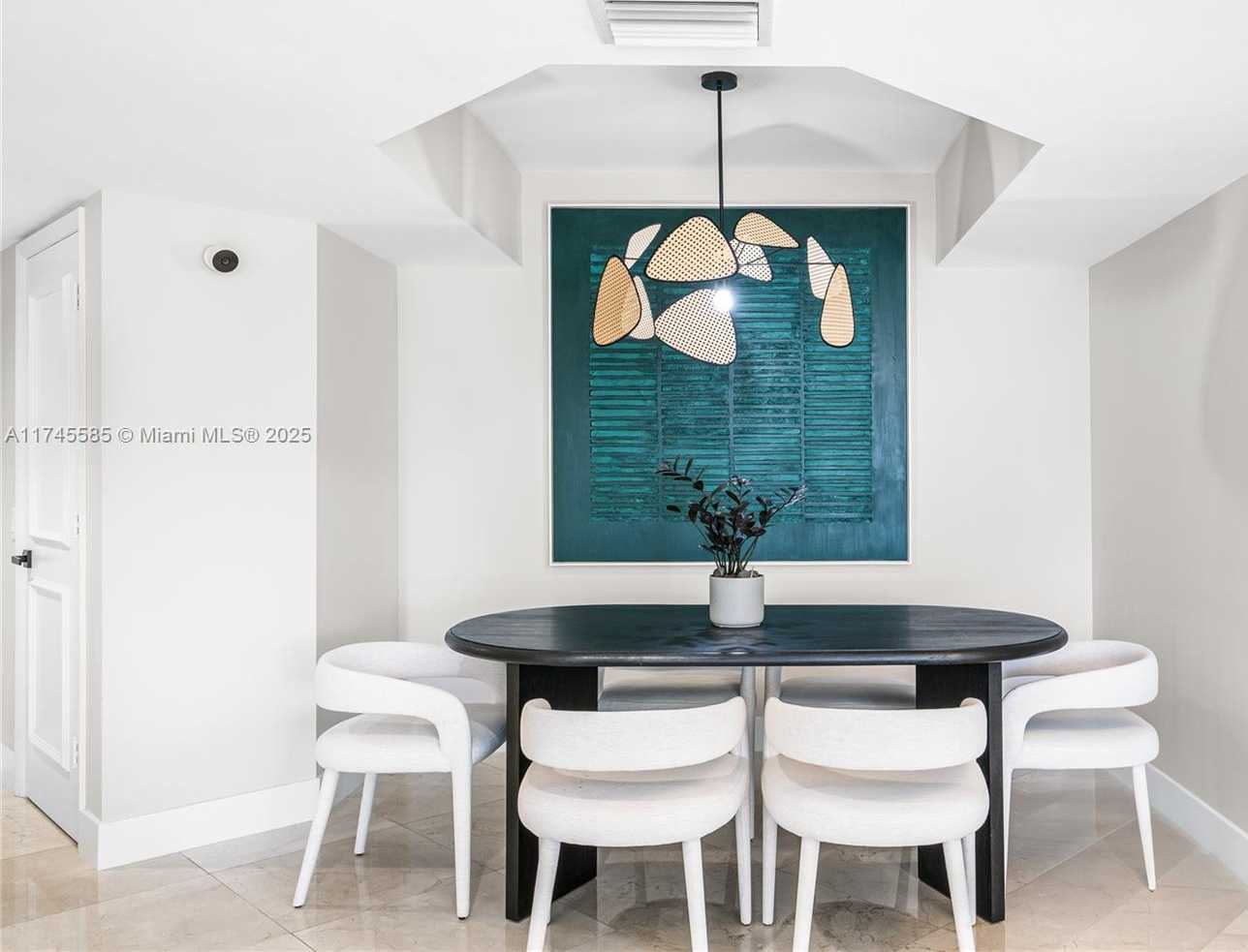 Small Image of 21055 YACHT CLUB DR #702, Aventura Number 8