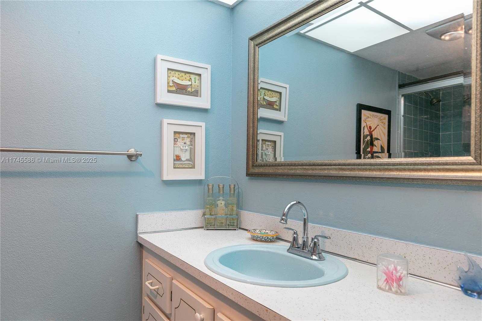 Small Image of 1001 NORTH EAST 14TH AVE #107, Hallandale Beach Number 18