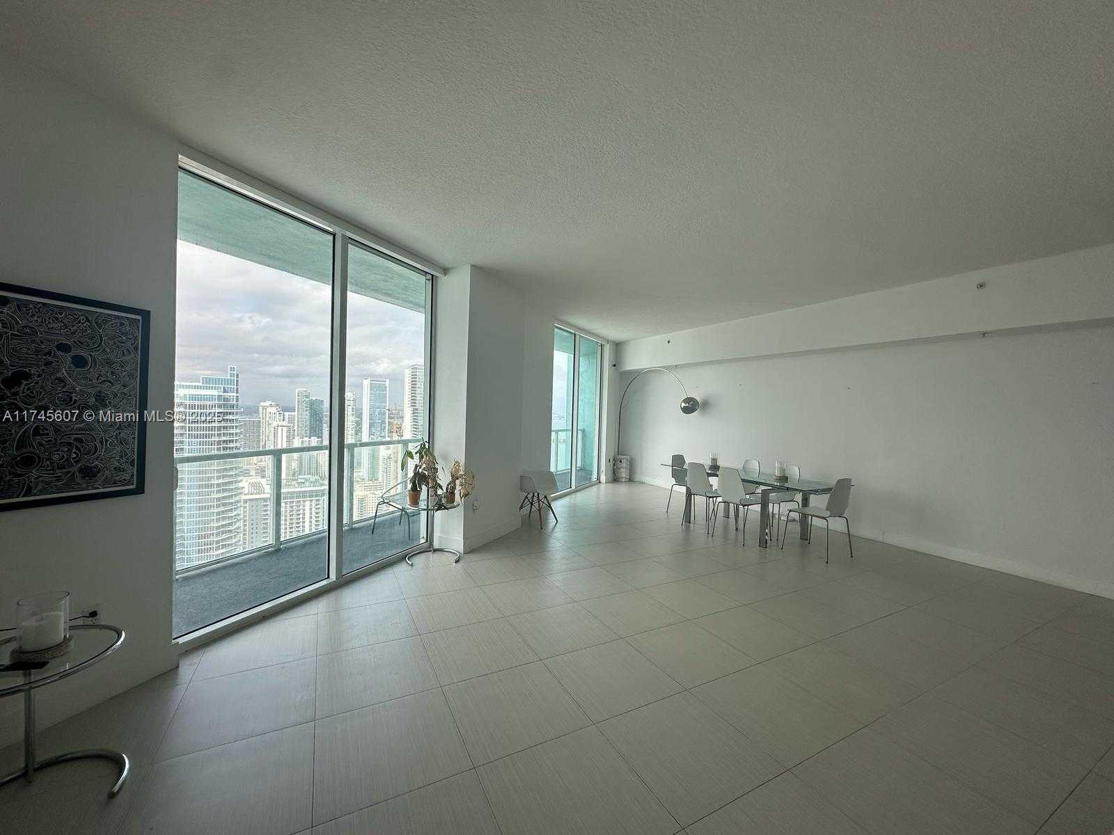 Small Image of 1900 NORTH BAYSHORE DR #5006, Miami Number 17