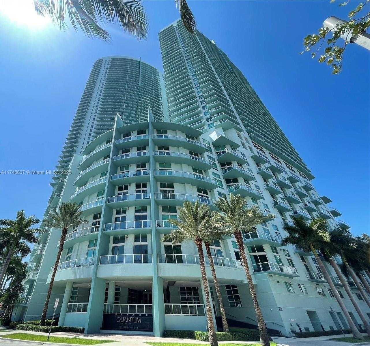 Small Image of 1900 NORTH BAYSHORE DR #5006, Miami Number 2