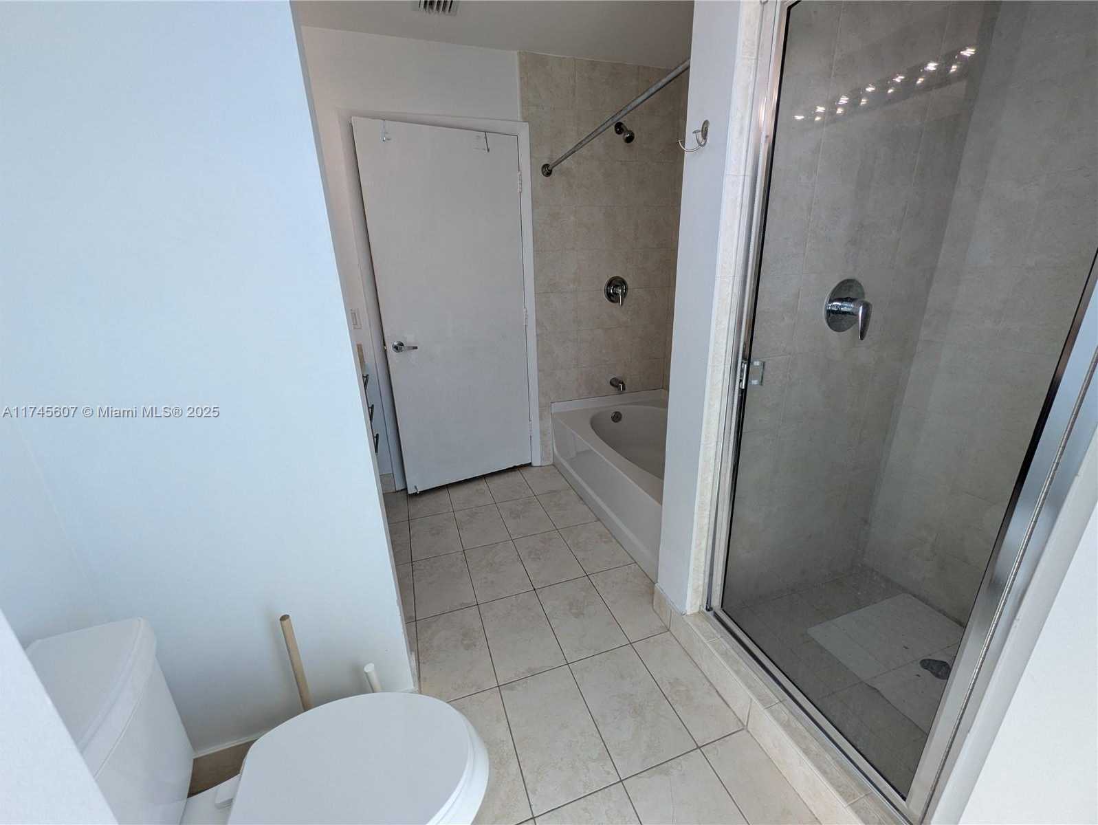 Small Image of 1900 NORTH BAYSHORE DR #5006, Miami Number 36
