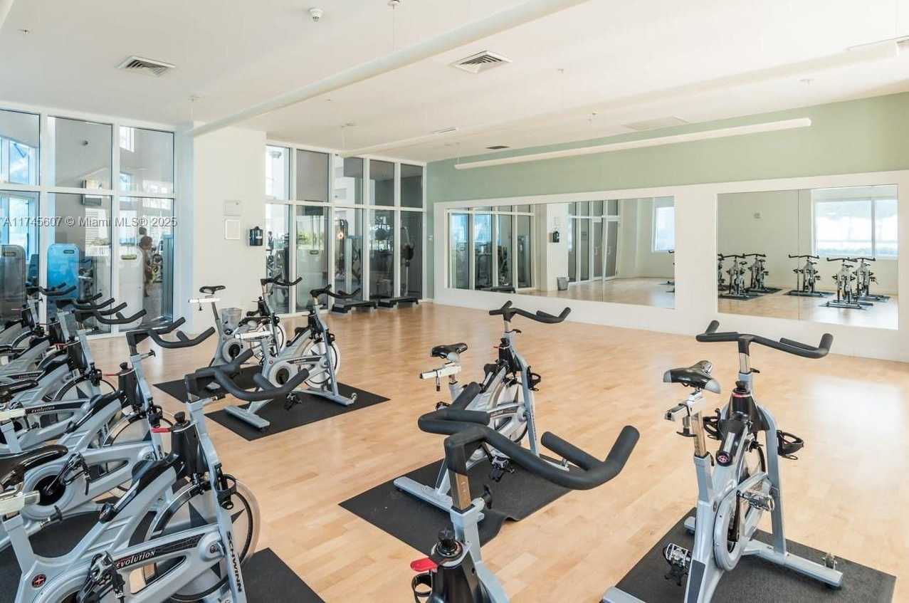 Small Image of 1900 NORTH BAYSHORE DR #5006, Miami Number 9