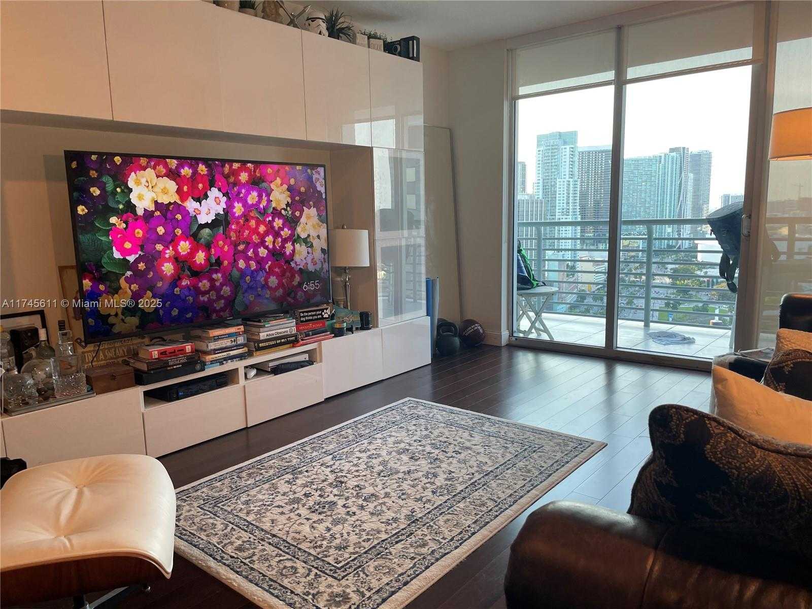 Small Image of 335 SOUTH BISCAYNE BLVD #3400, Miami Number 11