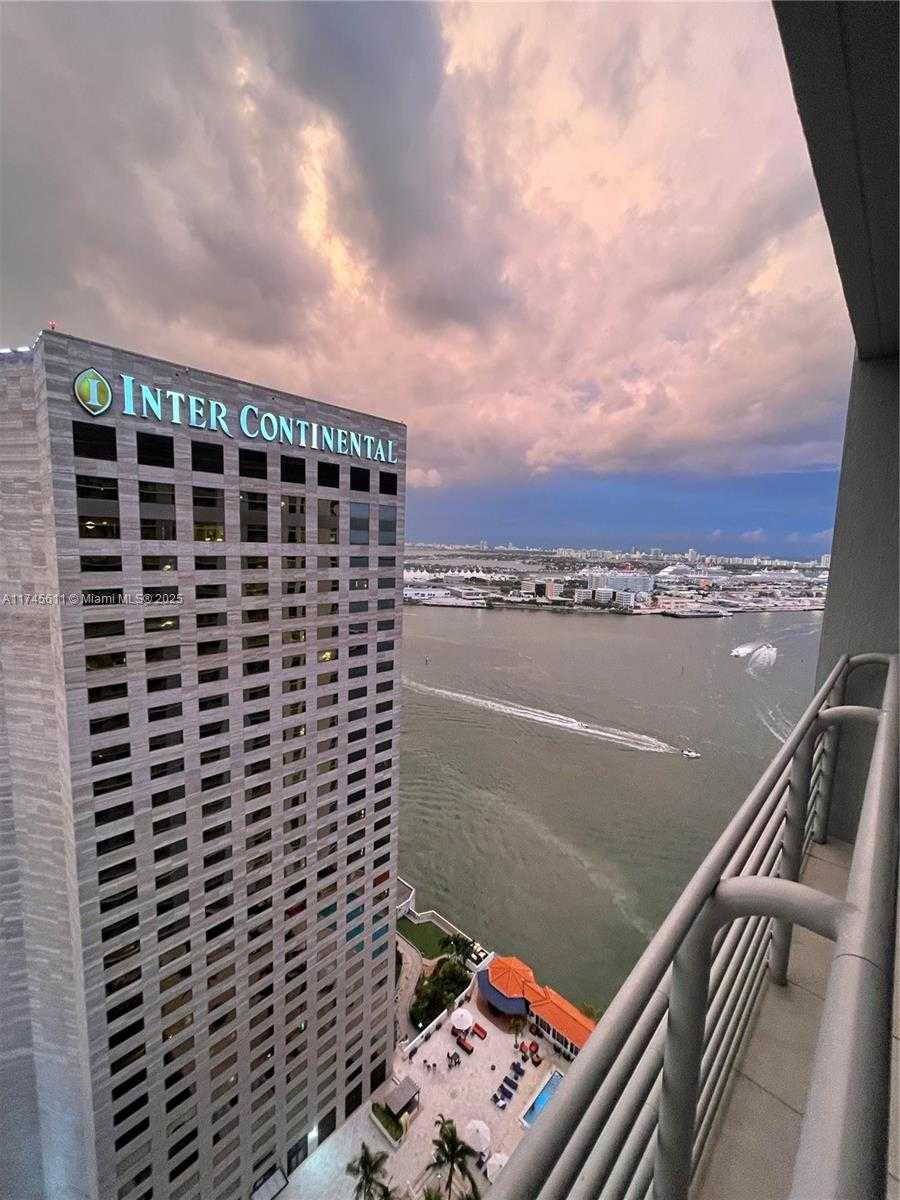Small Image of 335 SOUTH BISCAYNE BLVD #3400, Miami Number 26