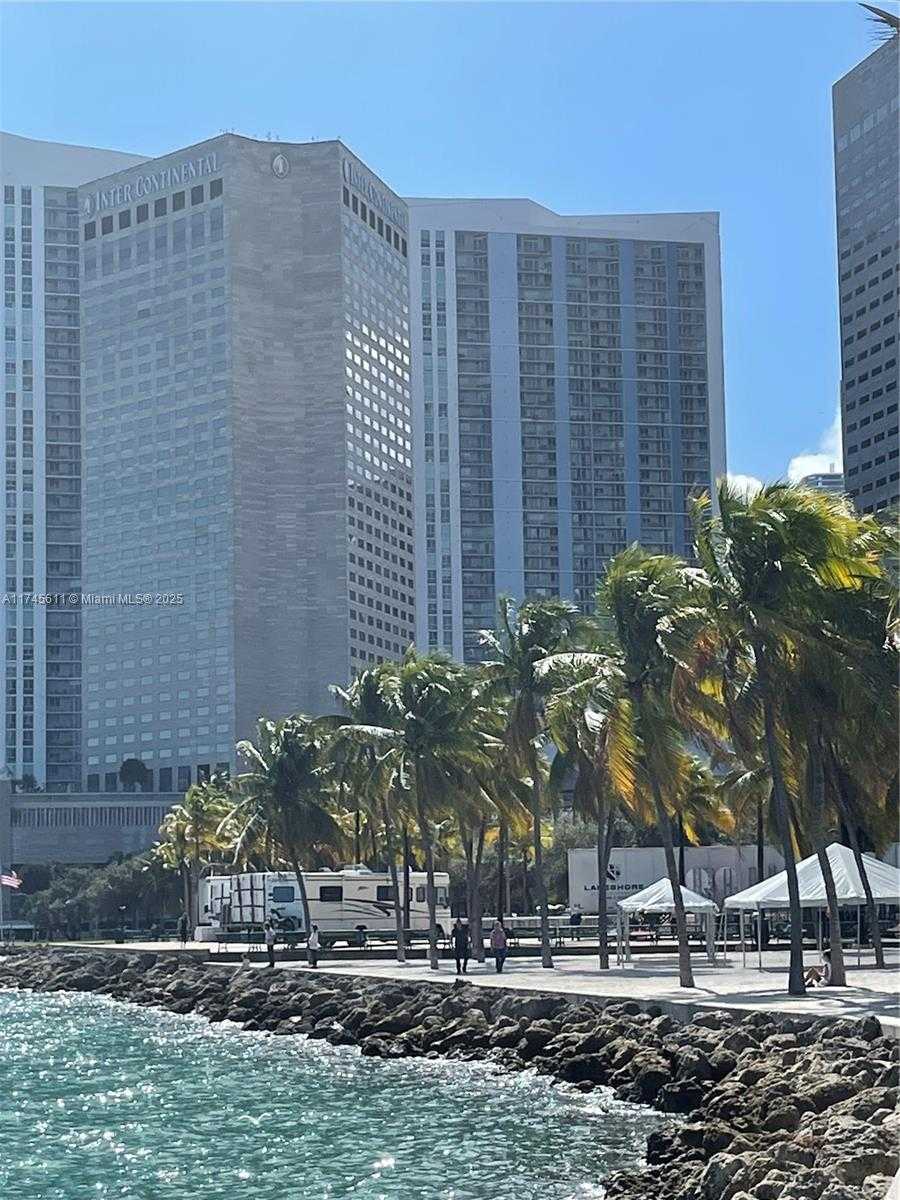 Small Image of 335 SOUTH BISCAYNE BLVD #3400, Miami Number 28