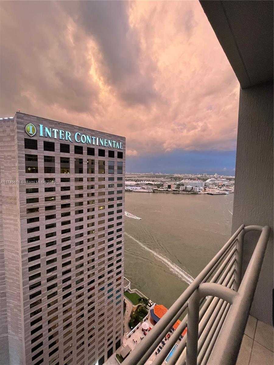 Small Image of 335 SOUTH BISCAYNE BLVD #3400, Miami Number 29