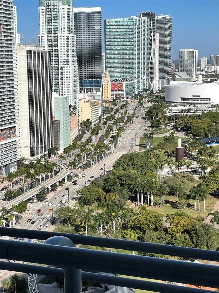 Small Image of 335 SOUTH BISCAYNE BLVD #3400, Miami Number 33