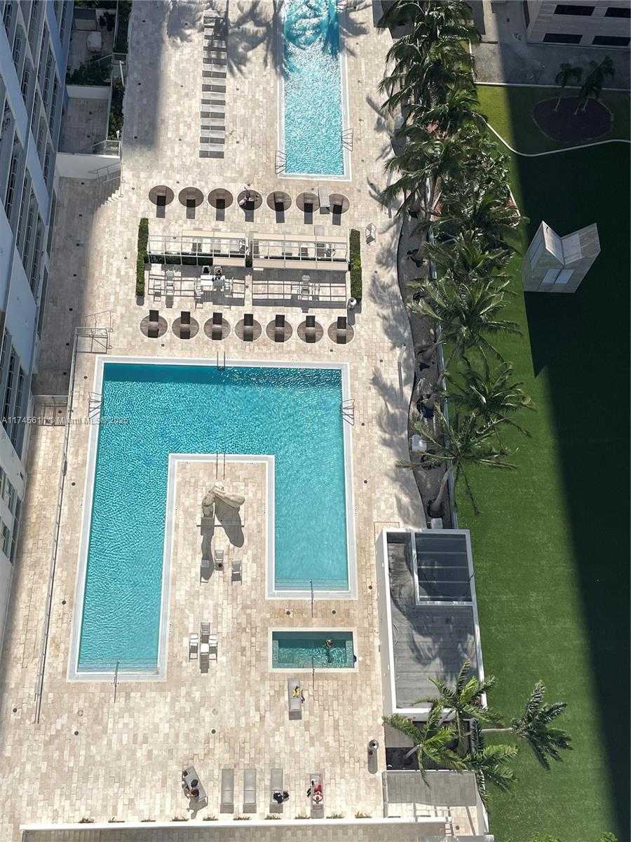 Small Image of 335 SOUTH BISCAYNE BLVD #3400, Miami Number 4