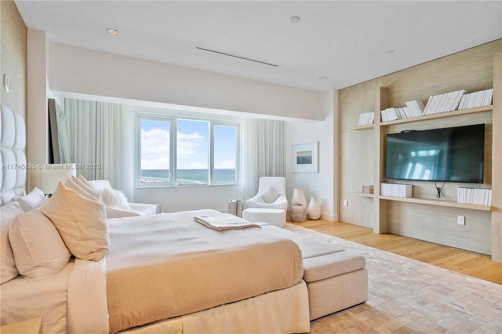 Small Image of 102 24TH ST #PH-1607, Miami Beach Number 14