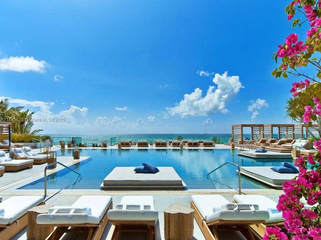Small Image of 102 24TH ST #PH-1607, Miami Beach Number 35