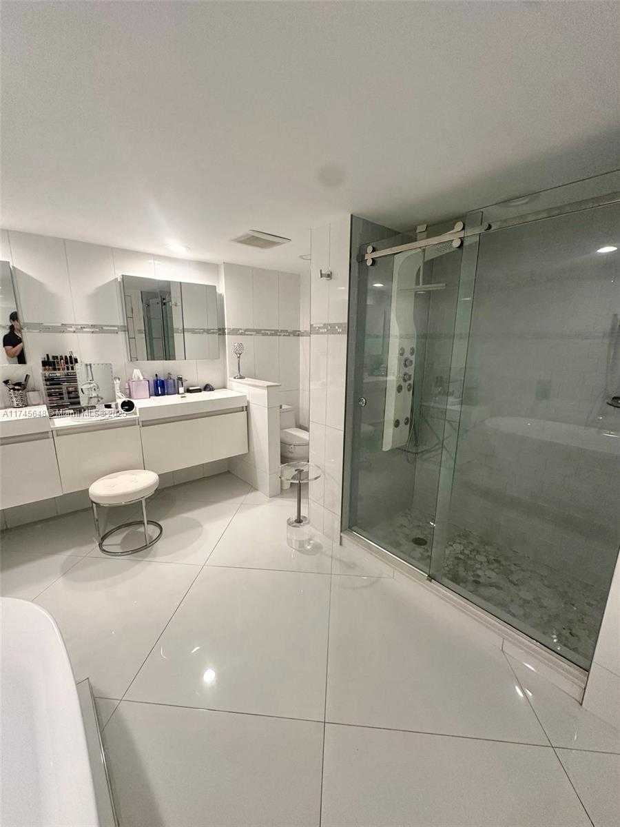 Small Image of 2751 SOUTH OCEAN DR #301N, Hollywood Number 17