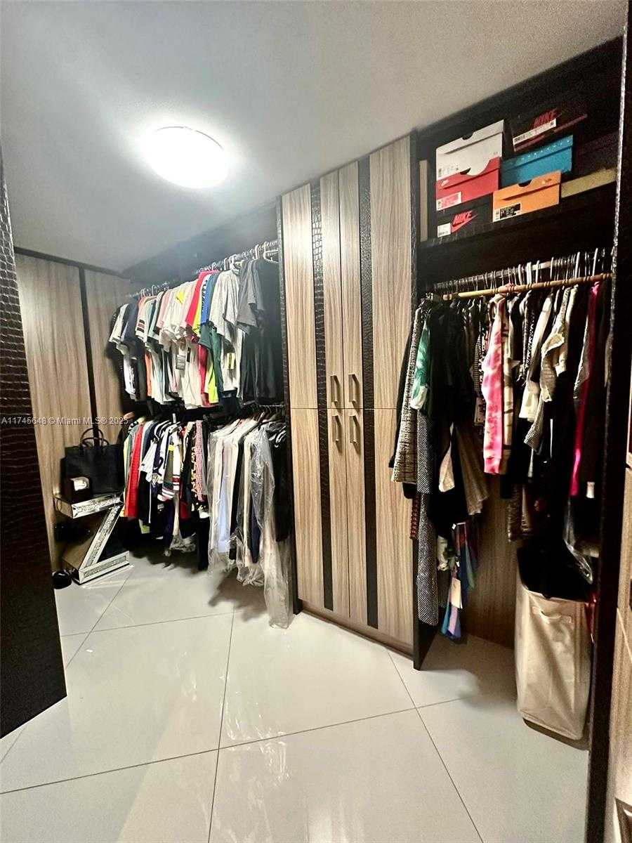 Small Image of 2751 SOUTH OCEAN DR #301N, Hollywood Number 21