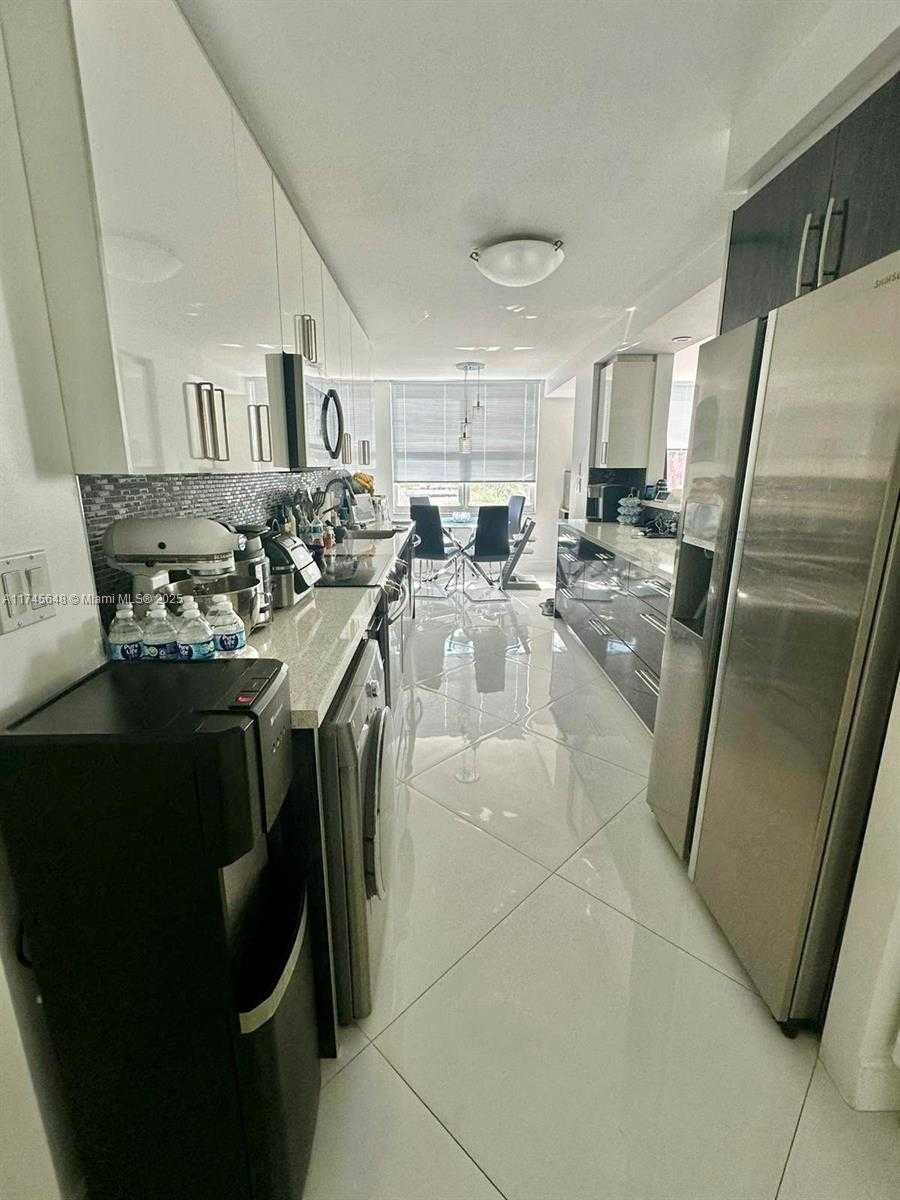 Small Image of 2751 SOUTH OCEAN DR #301N, Hollywood Number 5