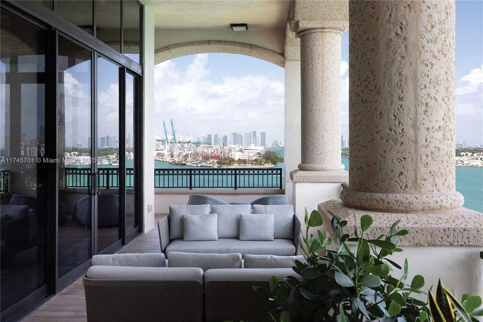 Small Image of 6800 FISHER ISLAND DR 6802 #6802, Miami Beach Number 25