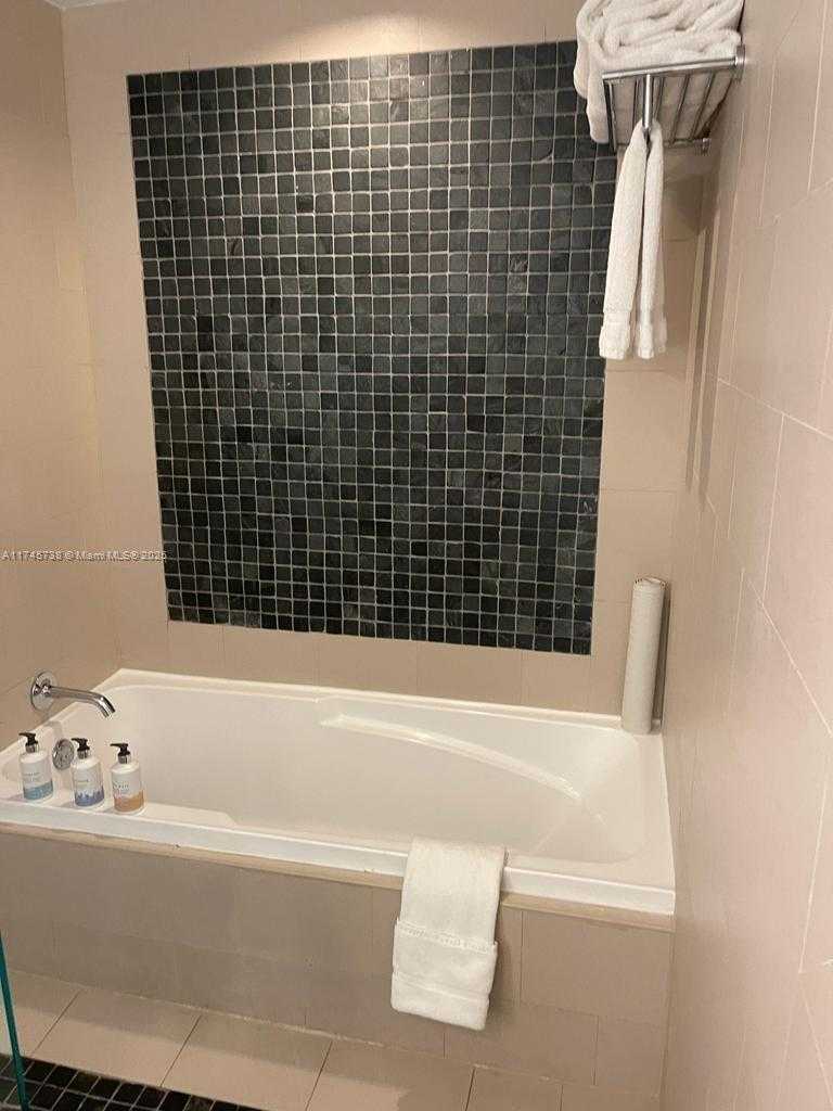 Small Image of 17315 COLLINS AVE #1107, Sunny Isles Beach Number 18