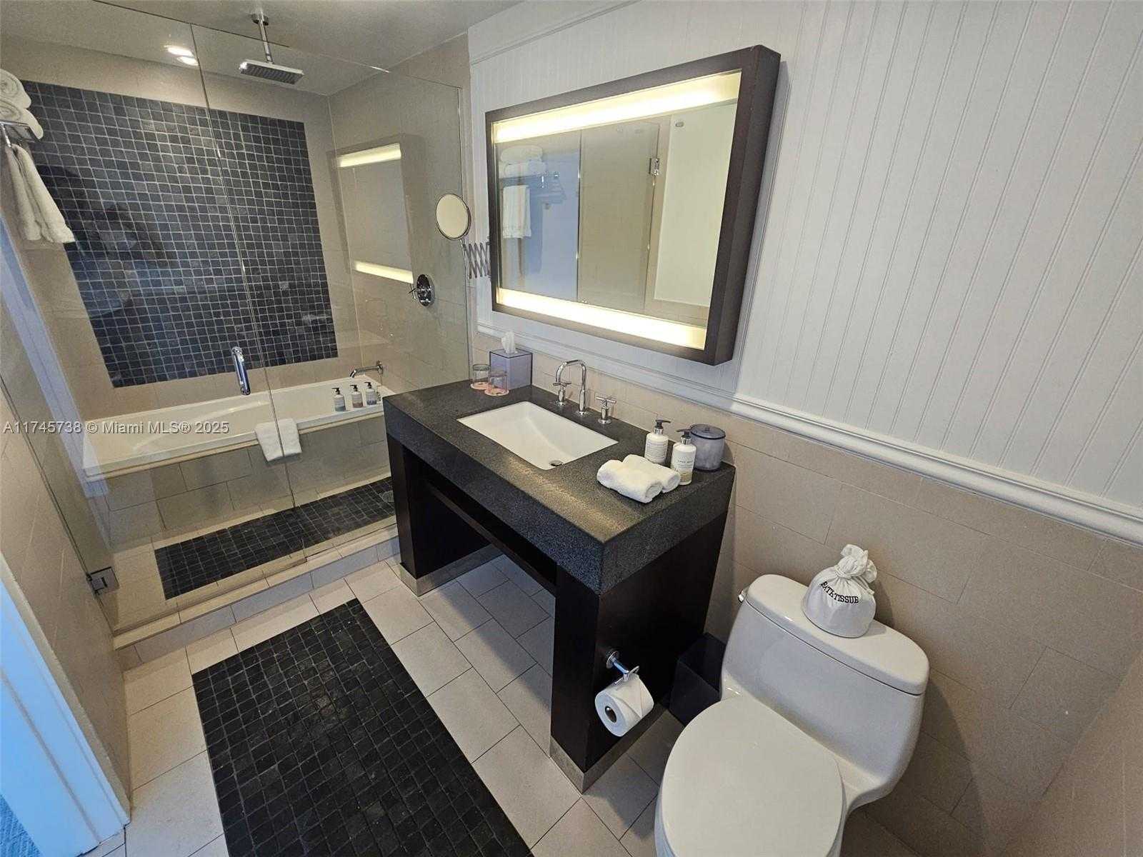 Small Image of 17315 COLLINS AVE #1107, Sunny Isles Beach Number 26