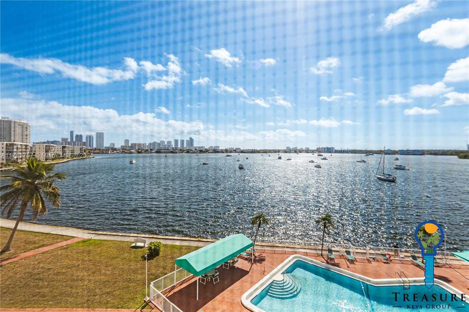 Small Image of 2910 POINT EAST DR #M511, Aventura Number 9