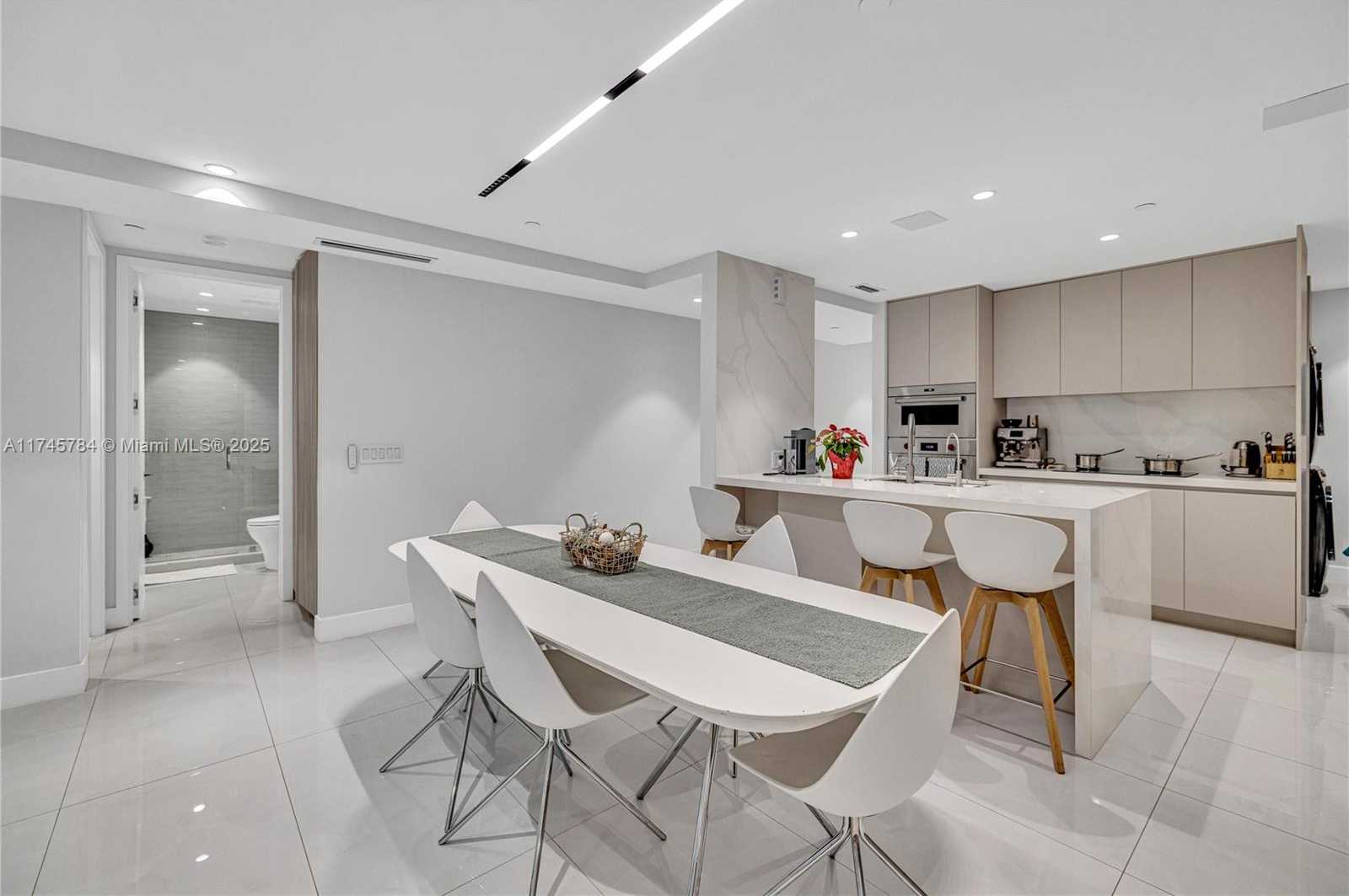 Small Image of 7584 SOUTH WEST 102ND ST #101, Pinecrest Number 5