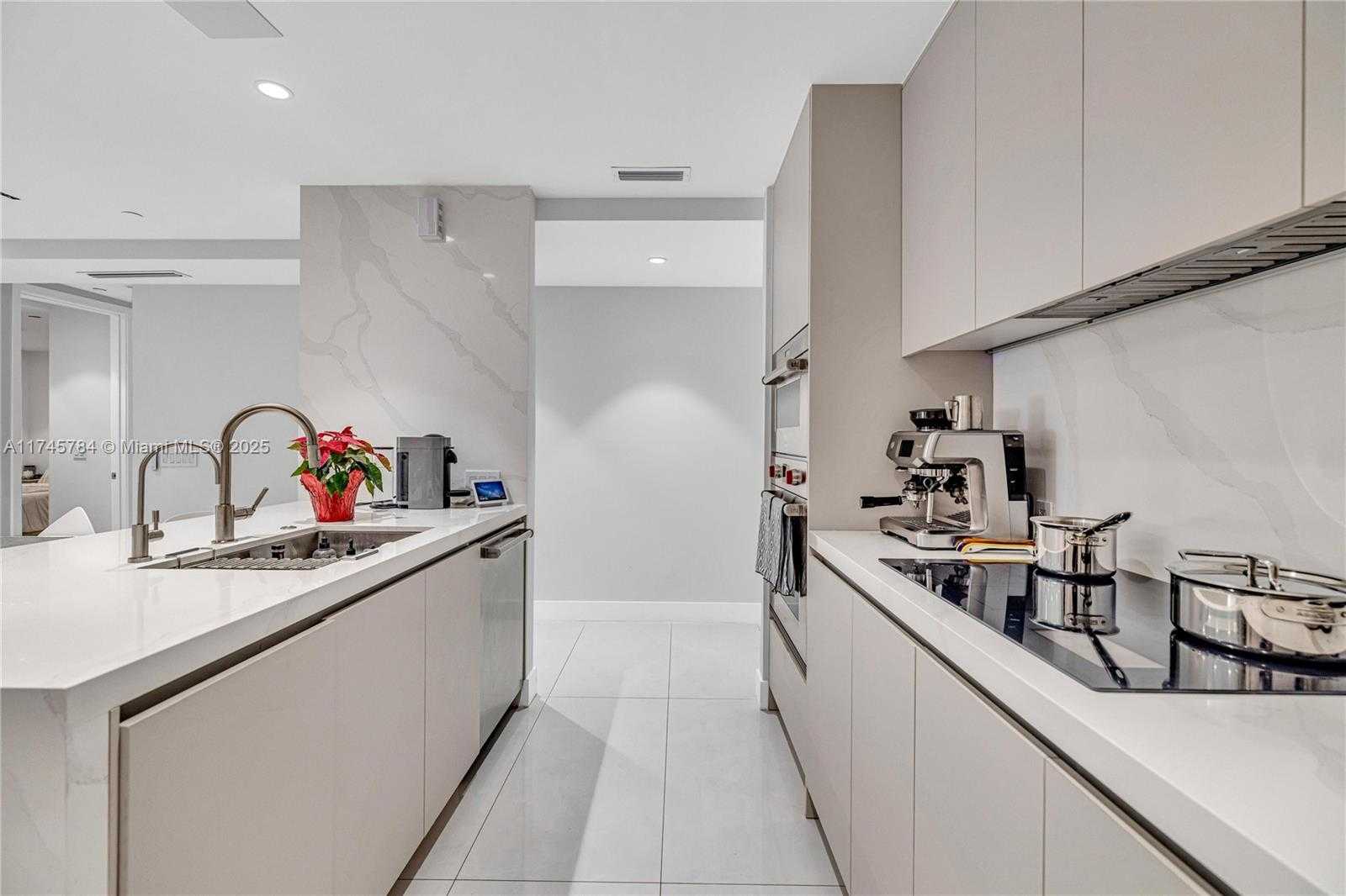 Small Image of 7584 SOUTH WEST 102ND ST #101, Pinecrest Number 8