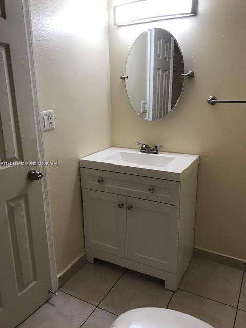 Small Image of 606 WEST 81ST ST #206, Hialeah Number 10