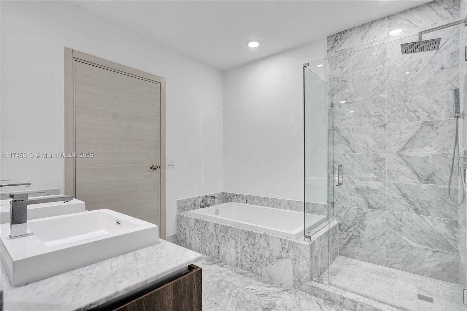 Small Image of 801 SOUTH MIAMI AVE #5010, Miami Number 20