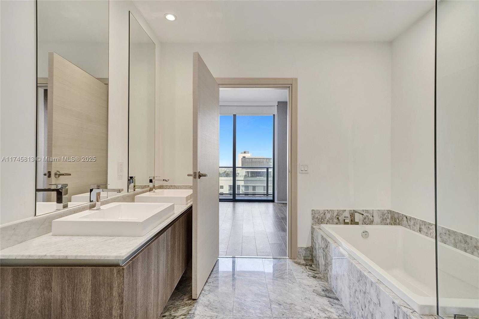 Small Image of 801 SOUTH MIAMI AVE #5010, Miami Number 22