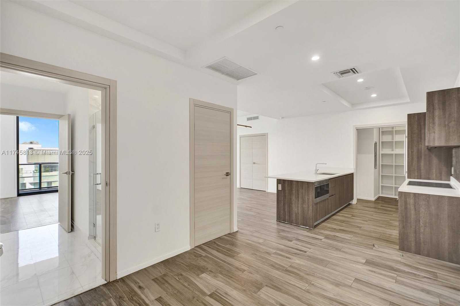 Small Image of 801 SOUTH MIAMI AVE #5010, Miami Number 3