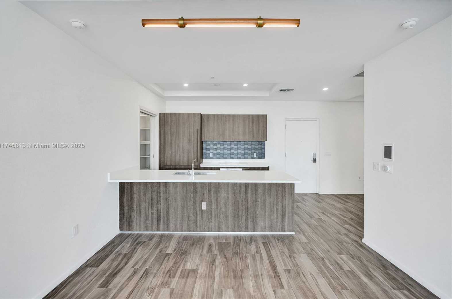 Small Image of 801 SOUTH MIAMI AVE #5010, Miami Number 4