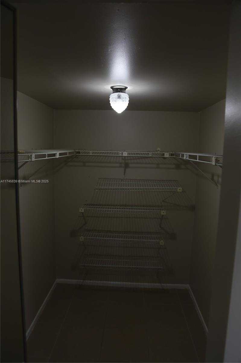 Small Image of 1811 SABAL PALM DR #206, Davie Number 15