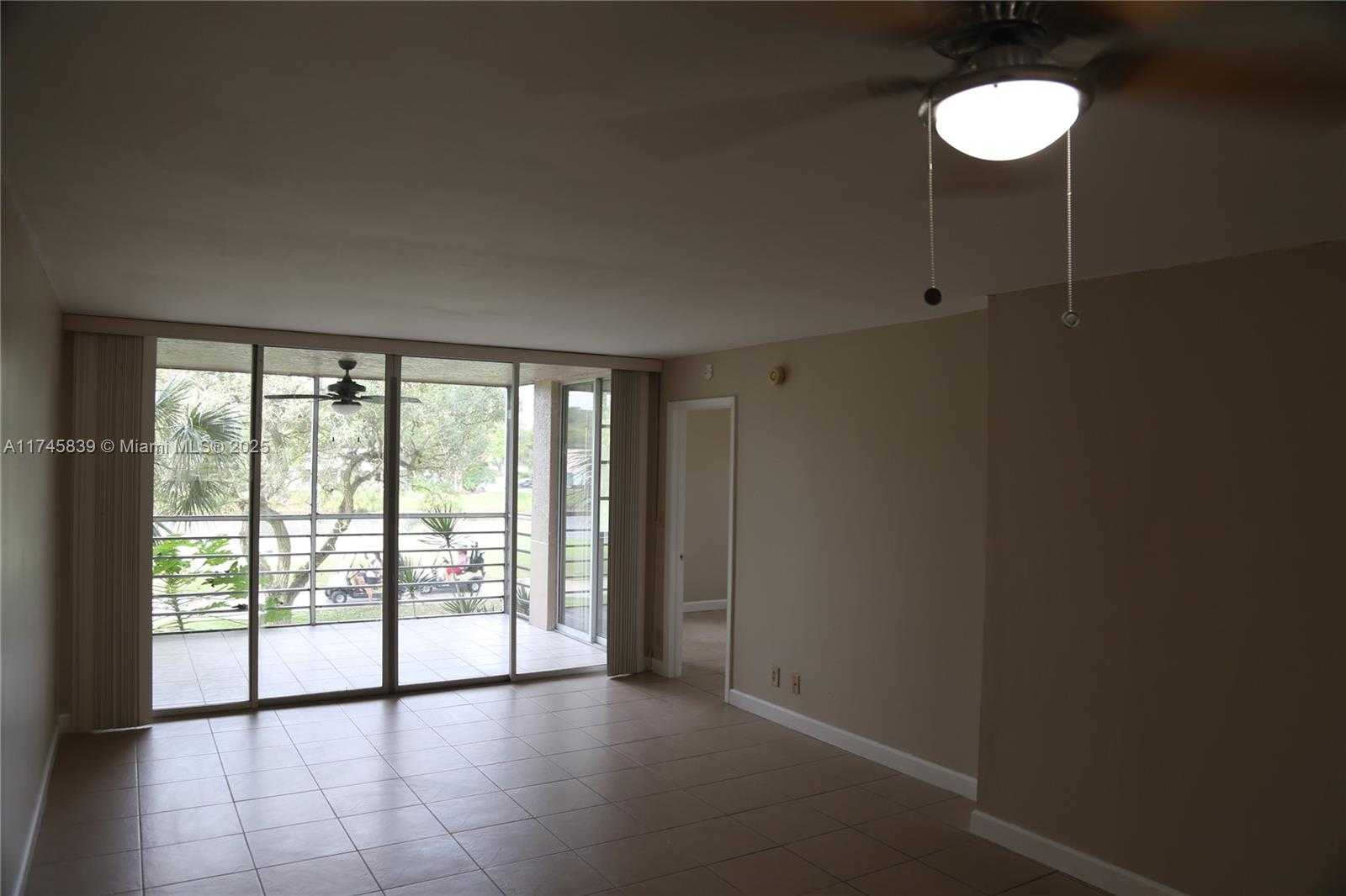 Small Image of 1811 SABAL PALM DR #206, Davie Number 26