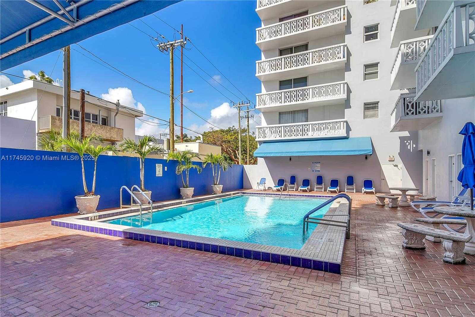 Small Image of 1020 MERIDIAN AVE #515, Miami Beach Number 18