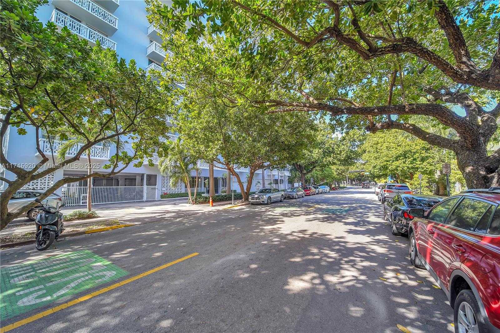 Small Image of 1020 MERIDIAN AVE #515, Miami Beach Number 24