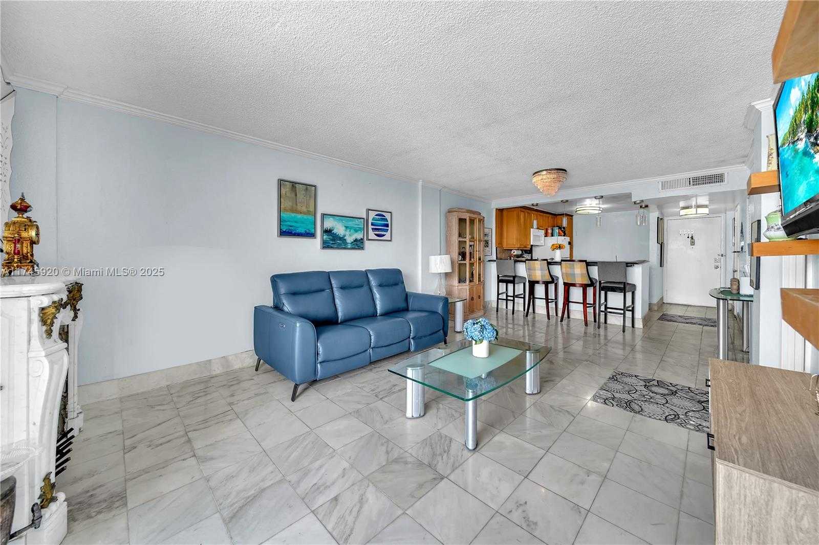 Small Image of 1020 MERIDIAN AVE #515, Miami Beach Number 6