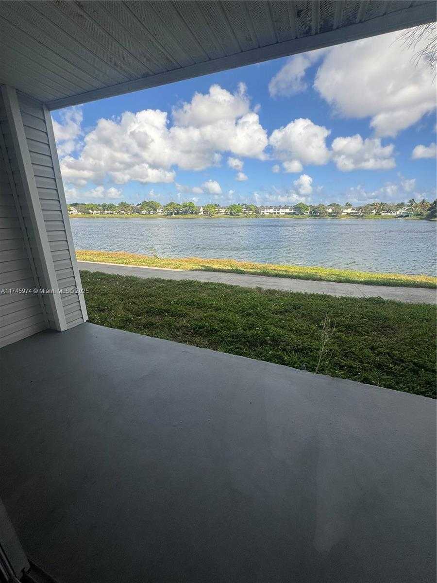 Small Image of 3425 NW 44th St, Lauderdale Lakes, FL 33309, USA Number 22