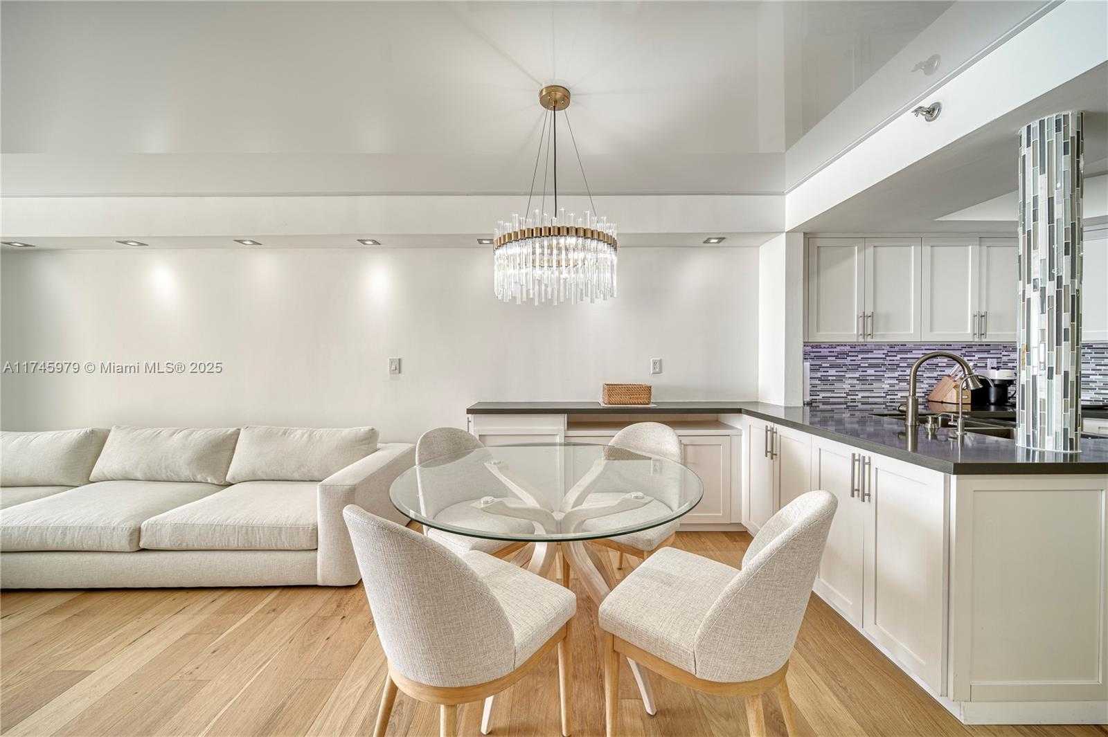 Small Image of 6767 COLLINS AVE #1706, Miami Beach Number 6