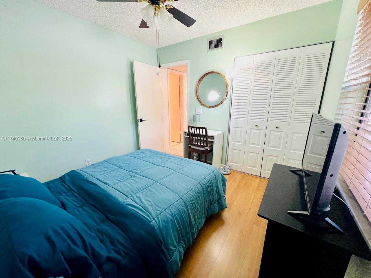 Small Image of 10332 SUNRISE LAKES BLVD #103, Sunrise Number 11