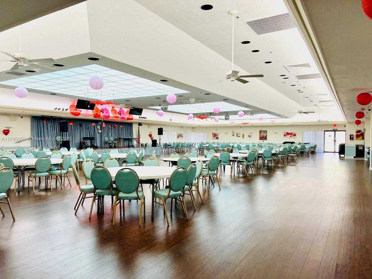 Small Image of 10332 SUNRISE LAKES BLVD #103, Sunrise Number 34