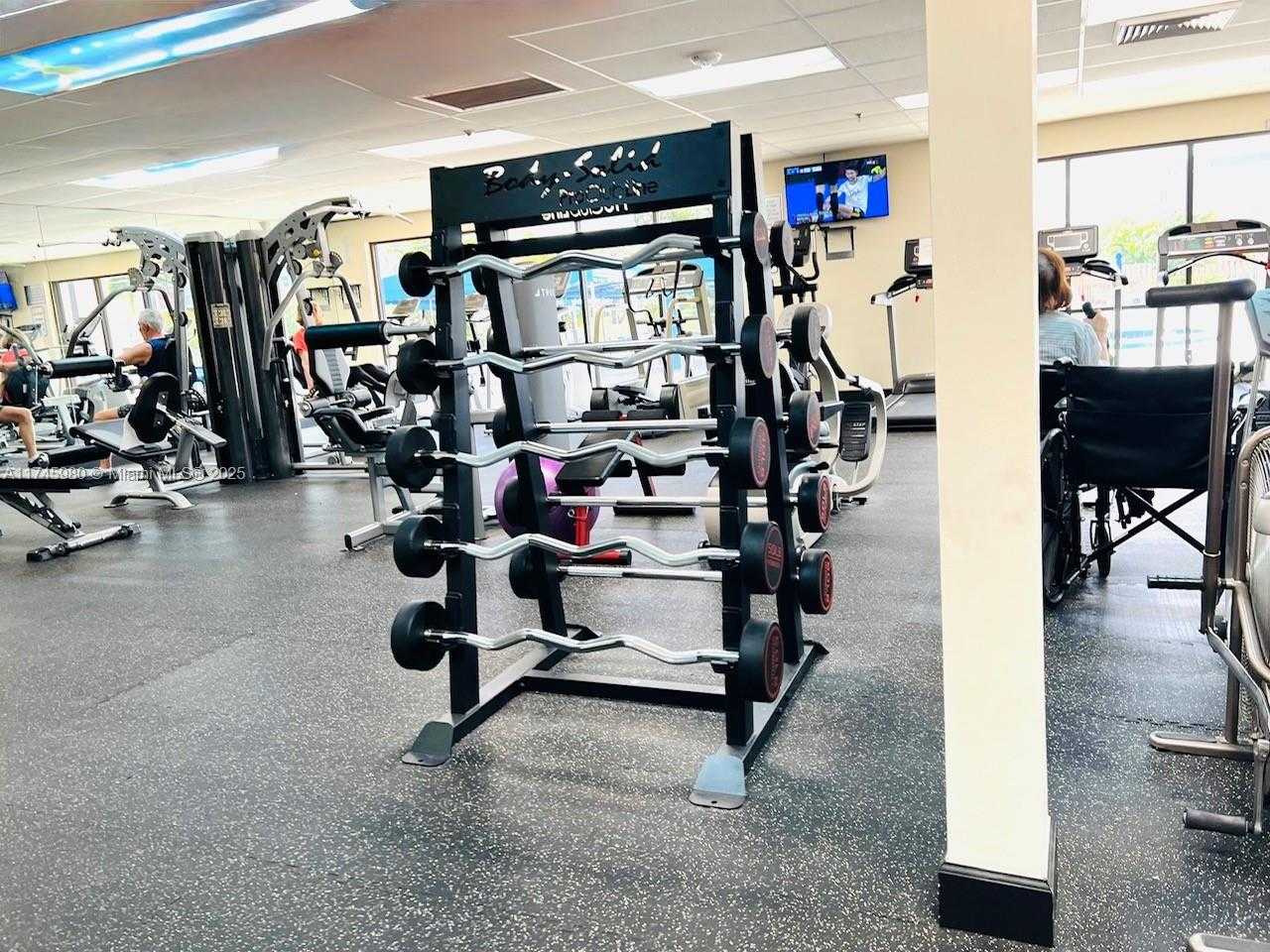 Small Image of 10332 SUNRISE LAKES BLVD #103, Sunrise Number 38