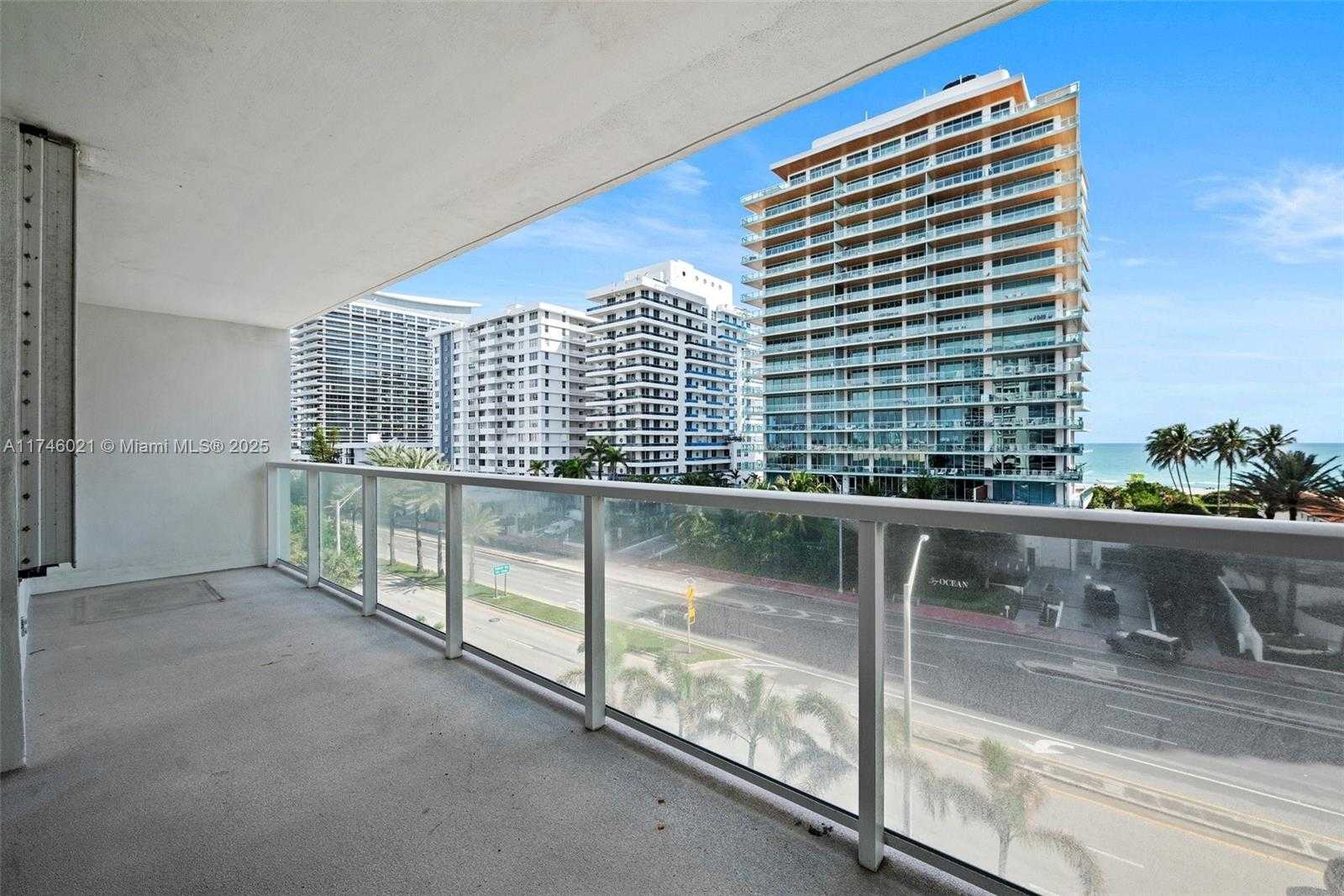 Small Image of 5750 EAST COLLINS AVE #6J, Miami Beach Number 13