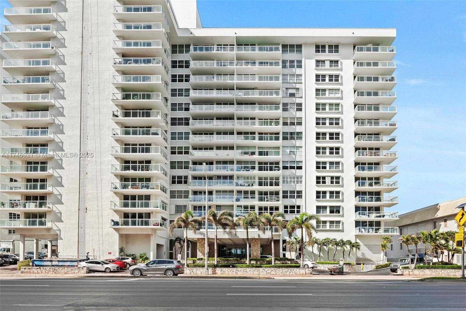 Small Image of 5750 EAST COLLINS AVE #6J, Miami Beach Number 21