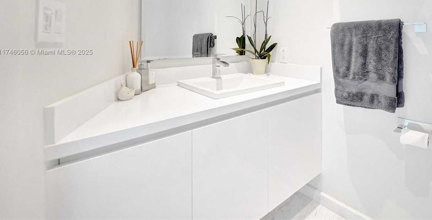 Small Image of 701 NORTH FORT LAUDERDALE BEACH BLVD #805, Fort Lauderdale Number 47