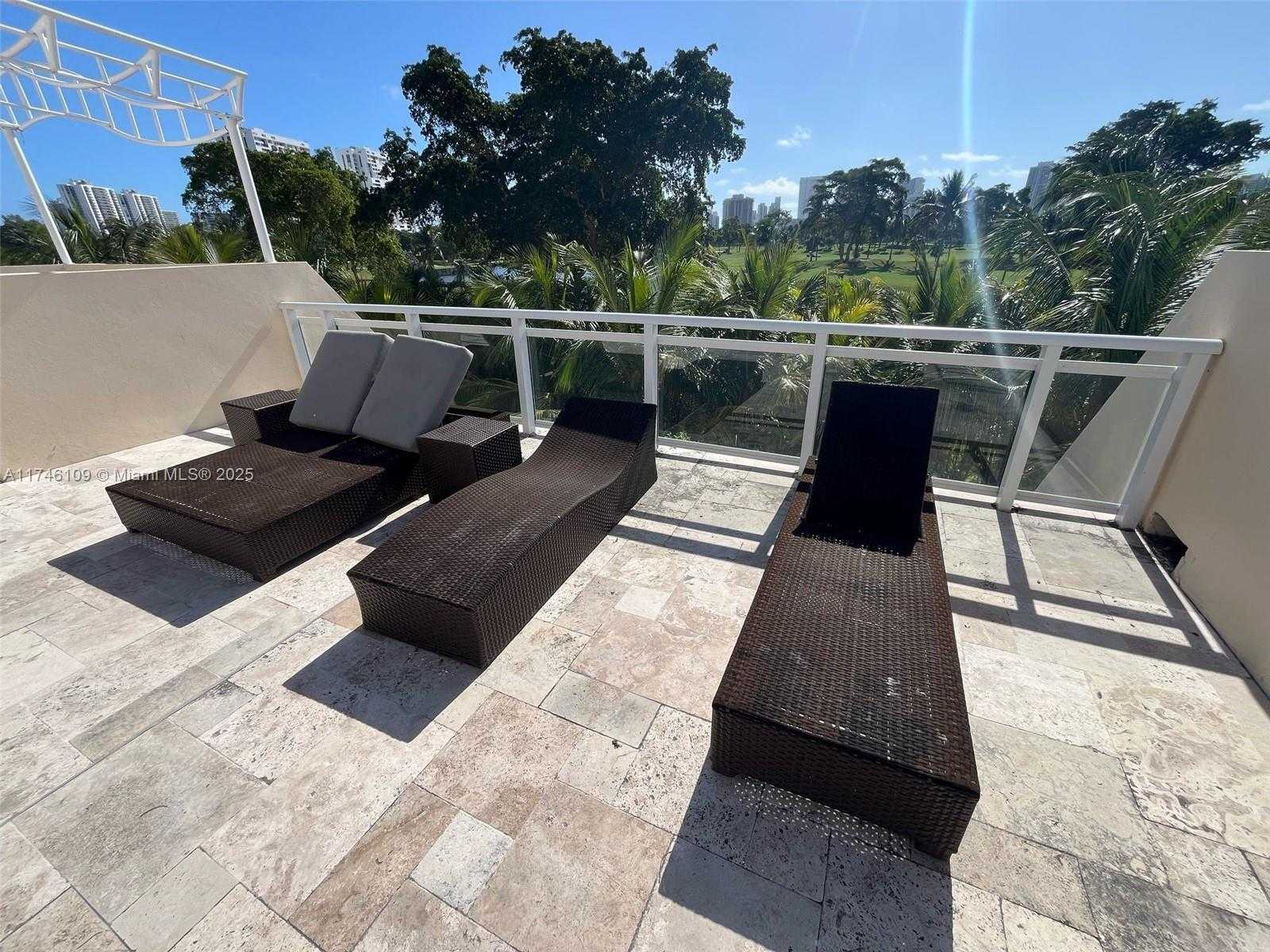 Small Image of 20379 WEST COUNTRY CLUB DR #1440, Aventura Number 14