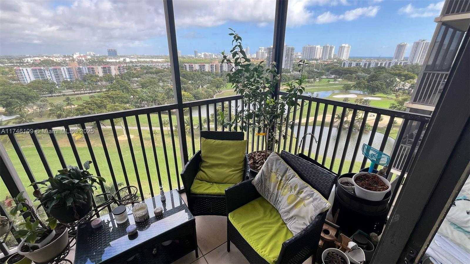 Small Image of 20379 WEST COUNTRY CLUB DR #1440, Aventura Number 2